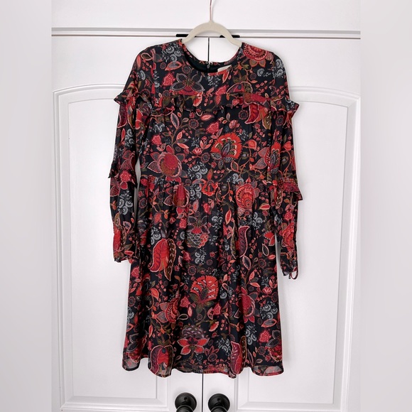 LOFT Dresses Loft Floral Dress With Ruffle Details Size 4 Poshmark